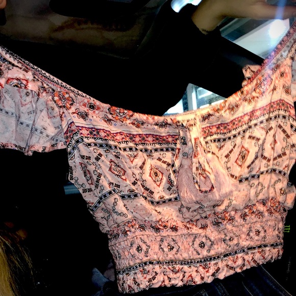 Crop top - Picture 2 of 3